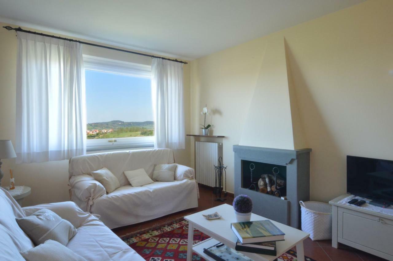 La Casa Di Chloe Appartement Poggibonsi Buitenkant foto