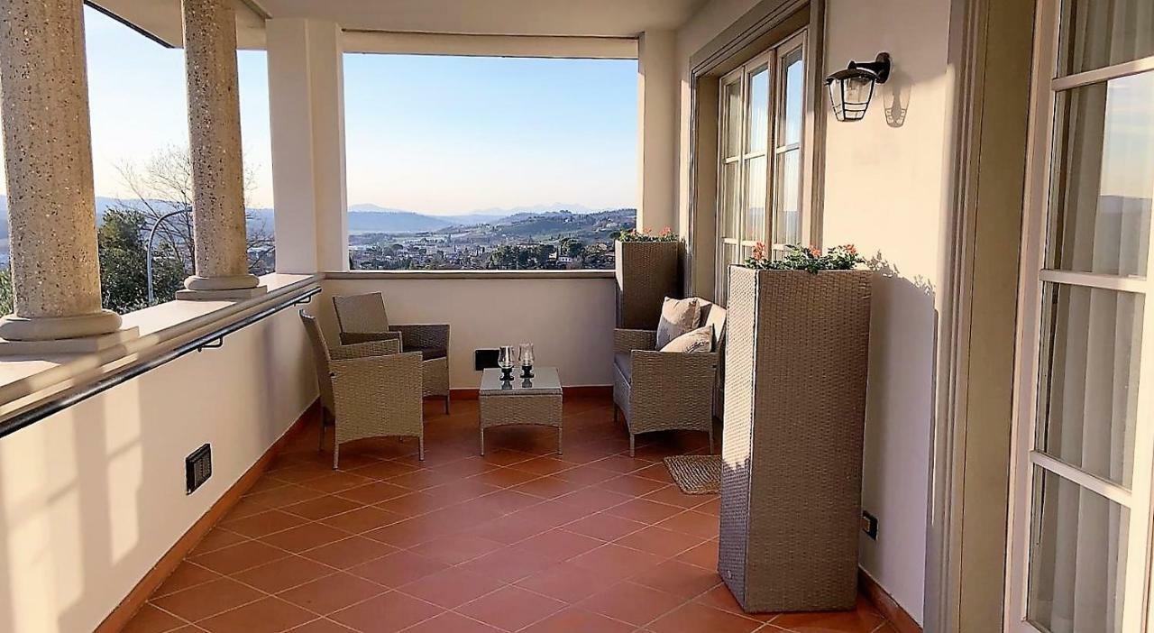 La Casa Di Chloe Appartement Poggibonsi Buitenkant foto
